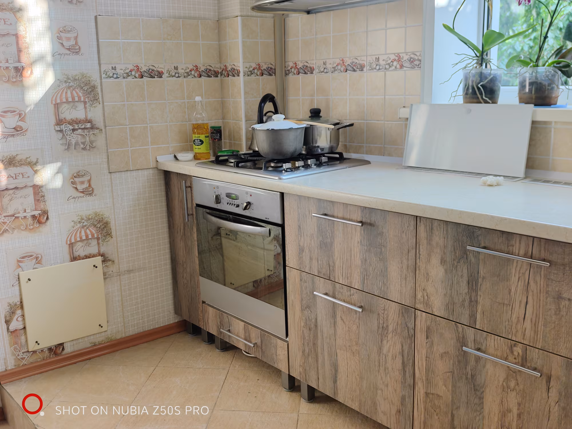Bucătăria după înlocuirea fațadelor